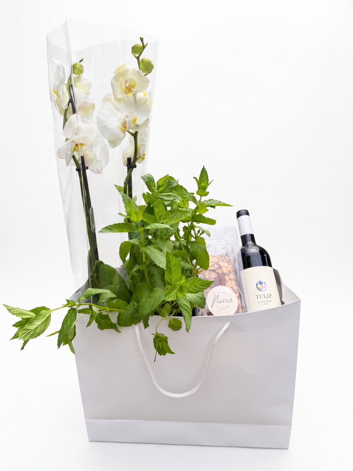 מארז "אלגנטיות בלבן" – סחלב יוקרתי, יין ומתוקים